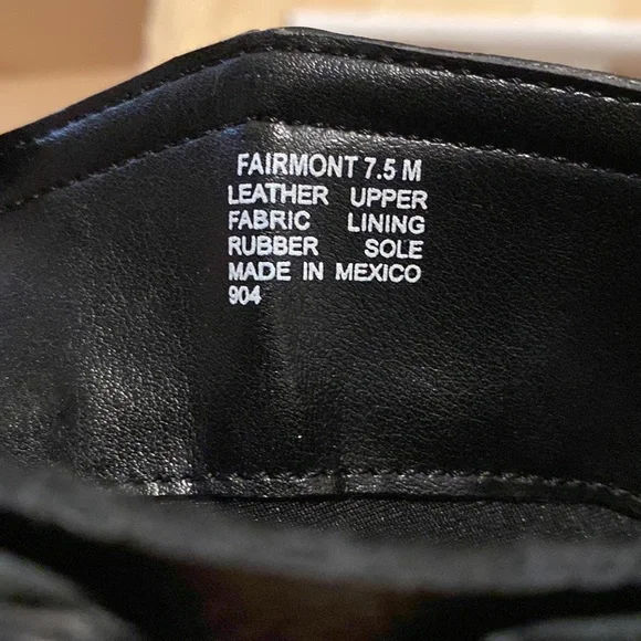 Steve Madden Black Leather Fairmont Boot Size 7.5.  Great Condition. See pics. - Picture 10 of 15